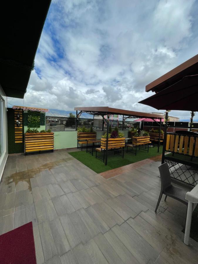Sara Hotel Ibarra Kültér fotó